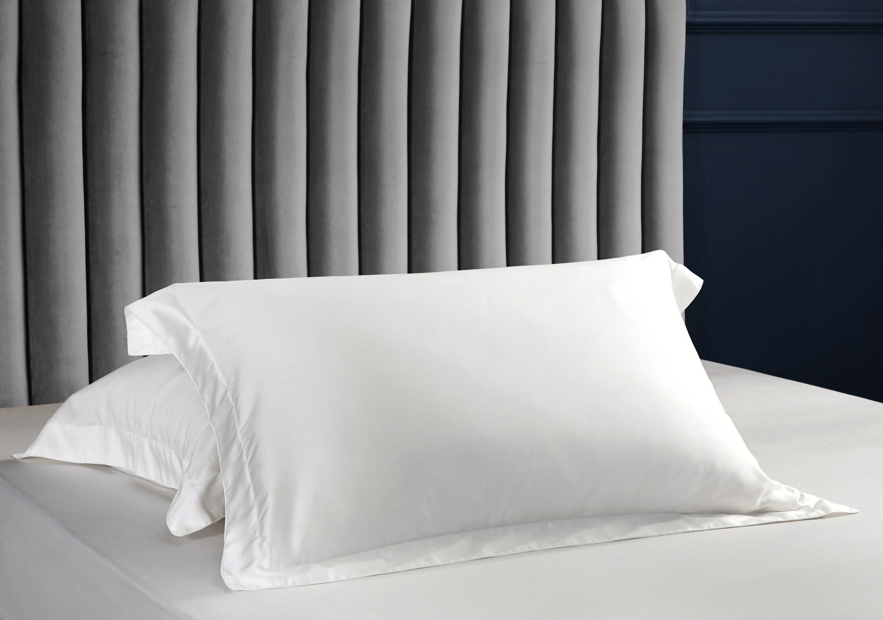 Palais Suite TENCEL™ LF  Pearly White Quilt Cover