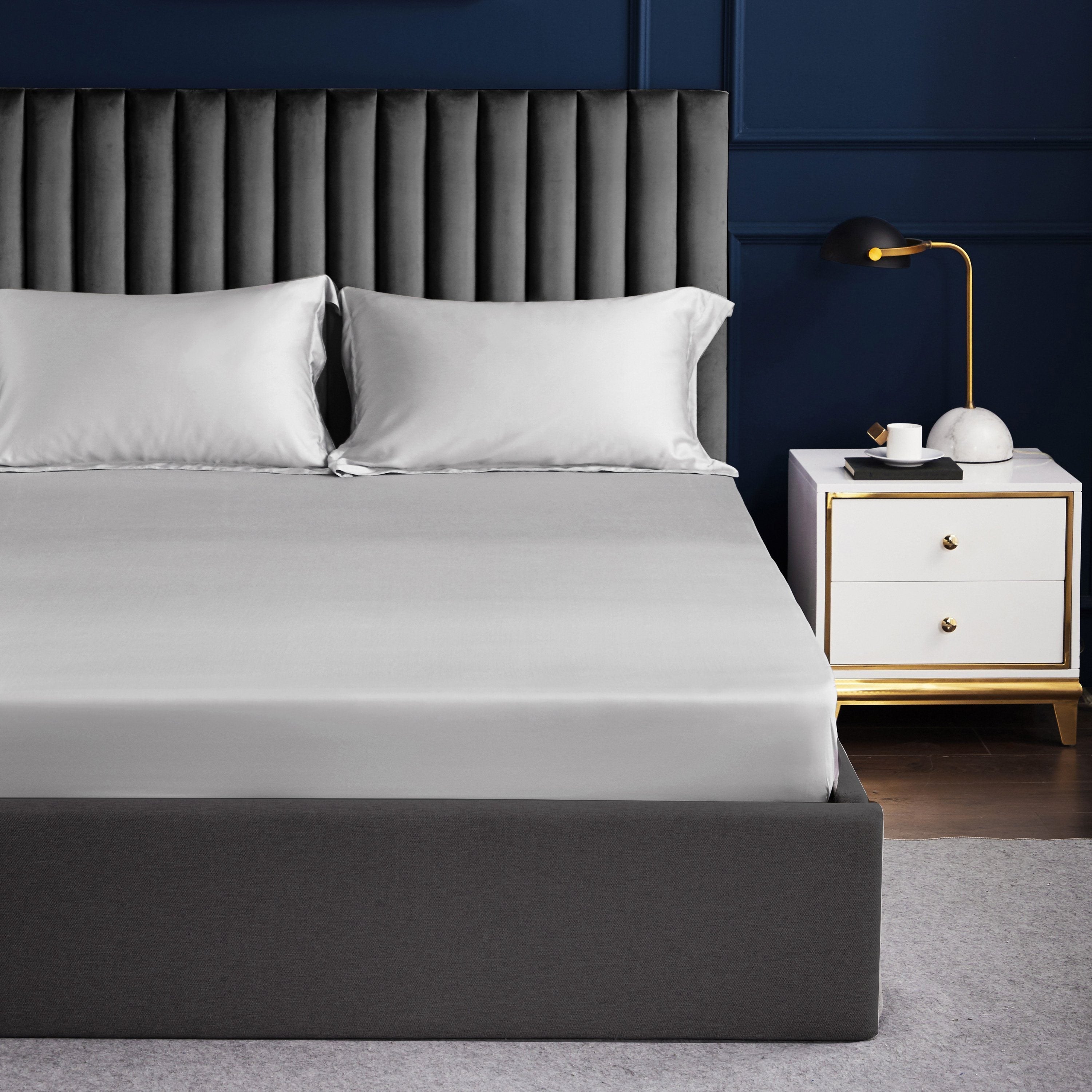 Palais Suite TENCEL™ LF  Silvery Grey Quilt Cover