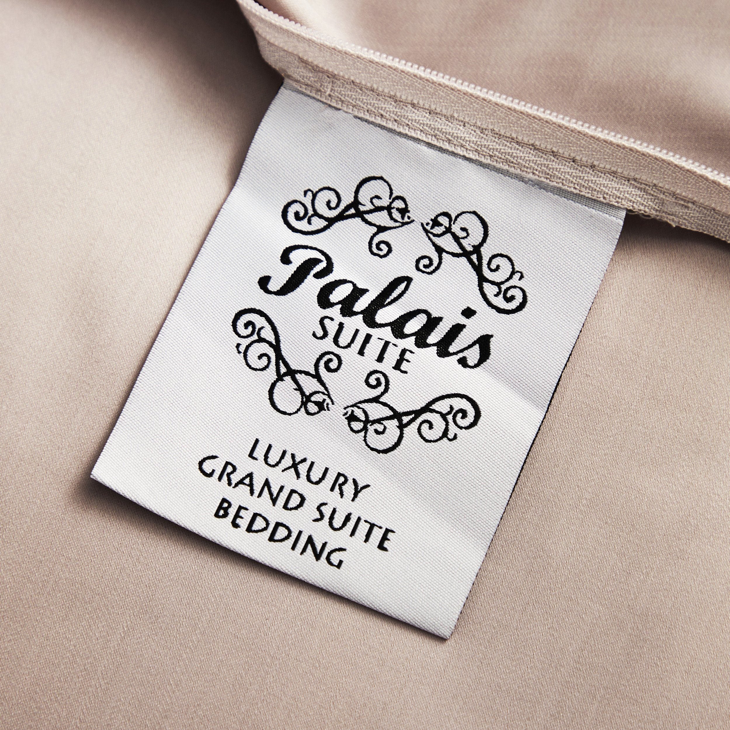 Palais Suite TENCEL™ LF Schooner Bronze Quilt Cover