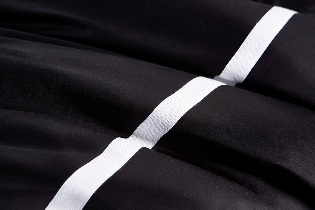 Hotelier Prestigio™ Onyx Black Quilt Cover