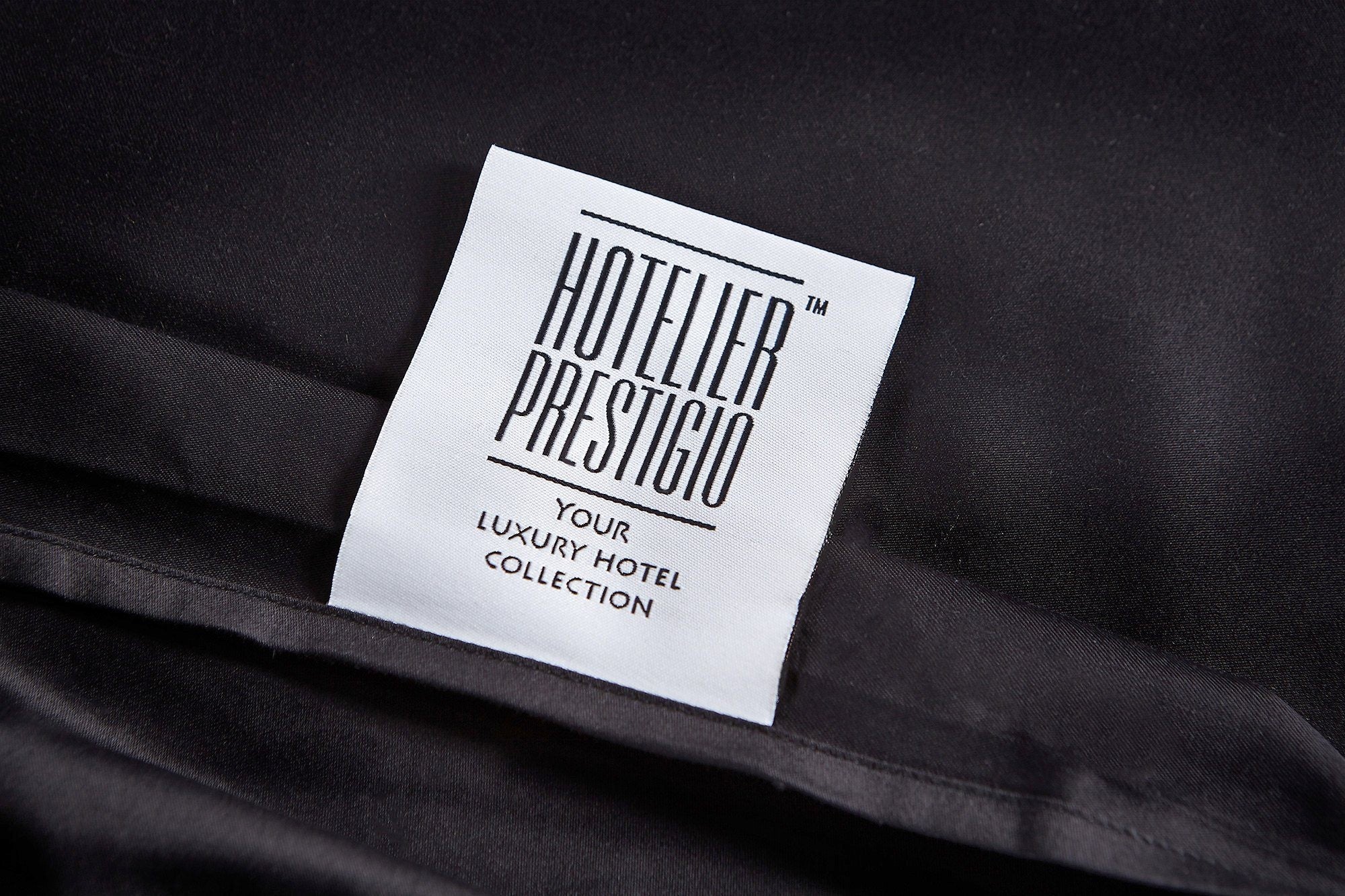 Hotelier Prestigio™ Onyx Black Quilt Cover