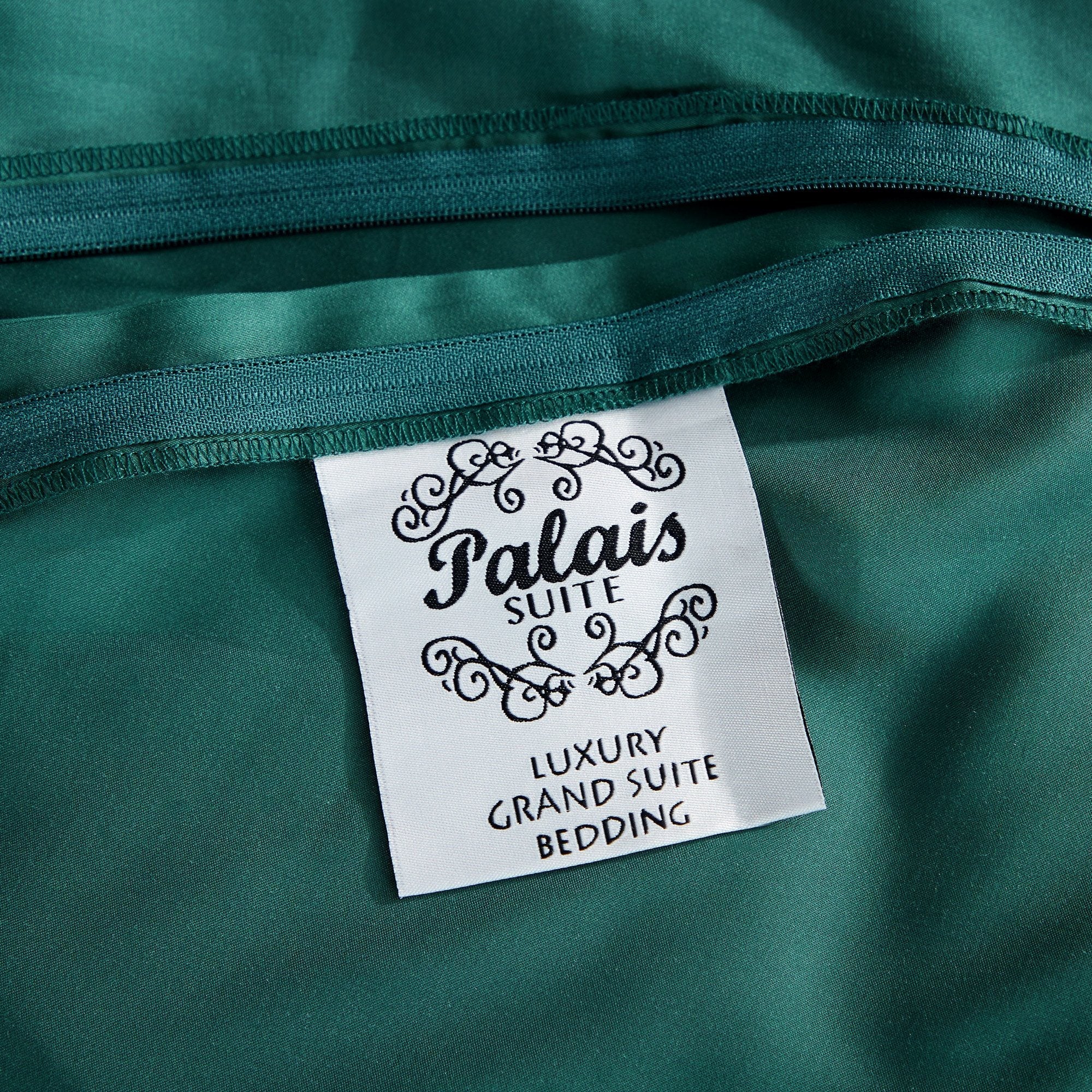 Palais Suite TENCEL™ LF Duca Emerald Quilt Cover