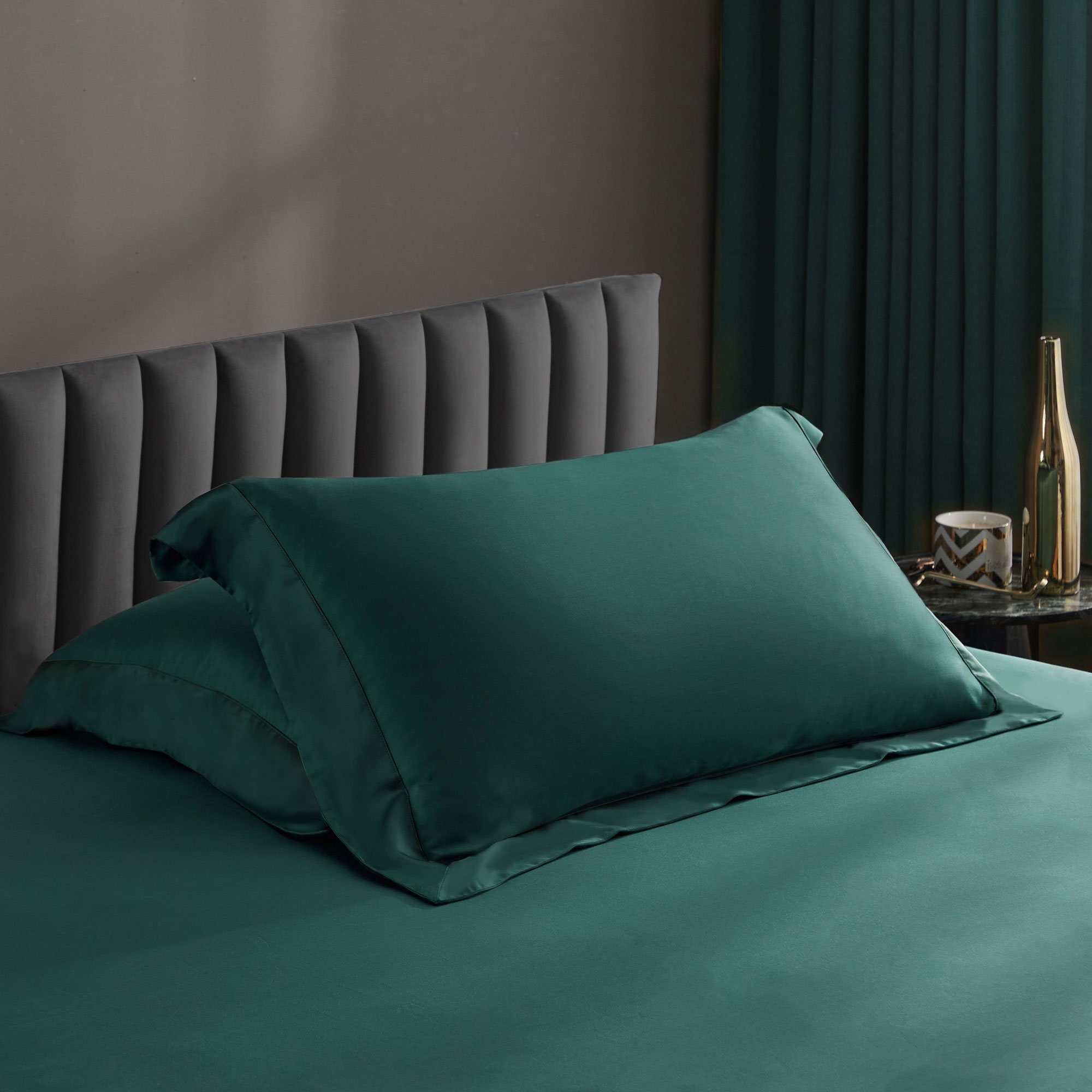 Palais Suite TENCEL™ LF Emerald Green Quilt Cover